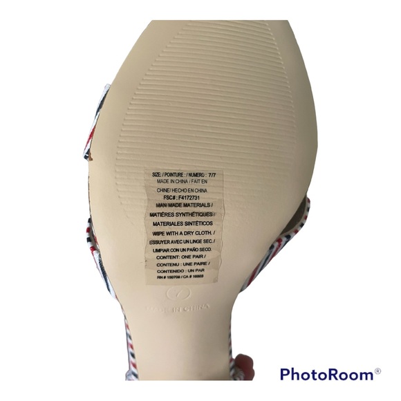 New Size 7 stripped heels open toes, strap around ankle - Picture 6 of 6